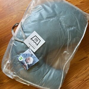 SEBRA nursing/sitting pillow